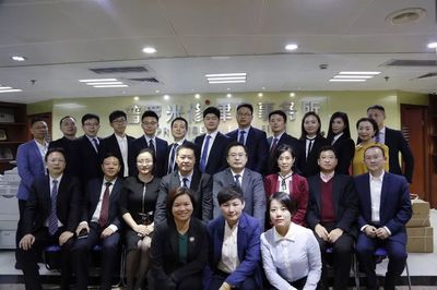 重庆市律师协会两江新区分会陈昱主任一行莅临我所参观交流